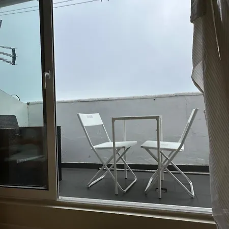 Piso Centrico Con Terraza * Santander